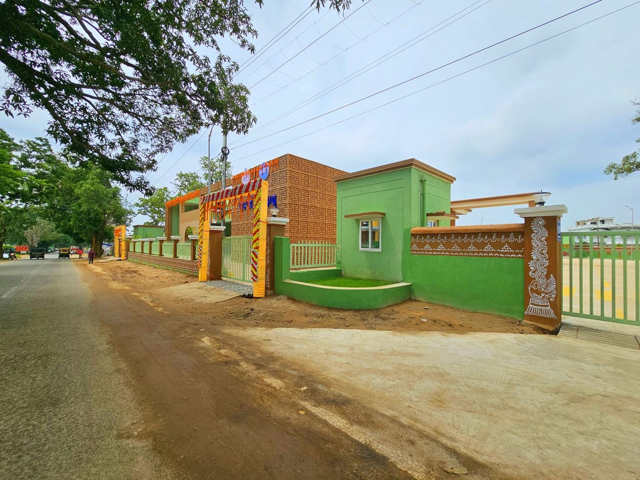 GHATAGAON BUS TERMINAL (1)