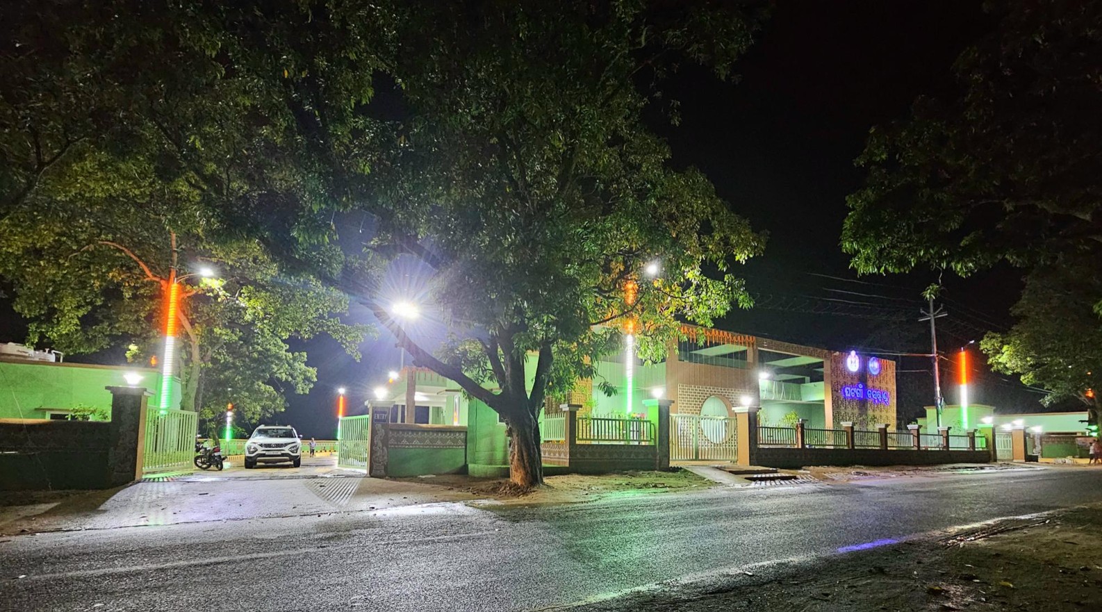 GHATAGAON BUS TERMINAL (2)