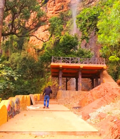 Khandadhara construction (2)