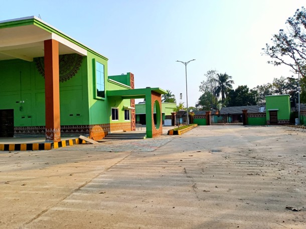 Patana Bus Stand (2)